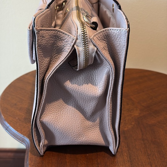 Kate Spade  Satchel  Crossbody bag pebbled leather  pinkish gray  bowfront  EUC - Picture 5 of 16